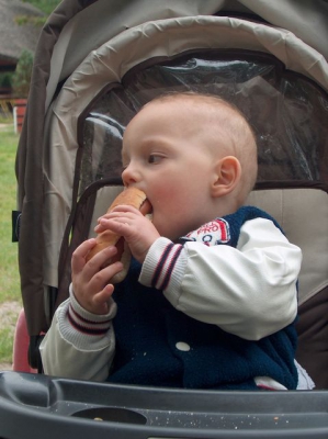 Dzien Matki i Dzien Dziecka z Radosnymi Maluchami w Choszczowce